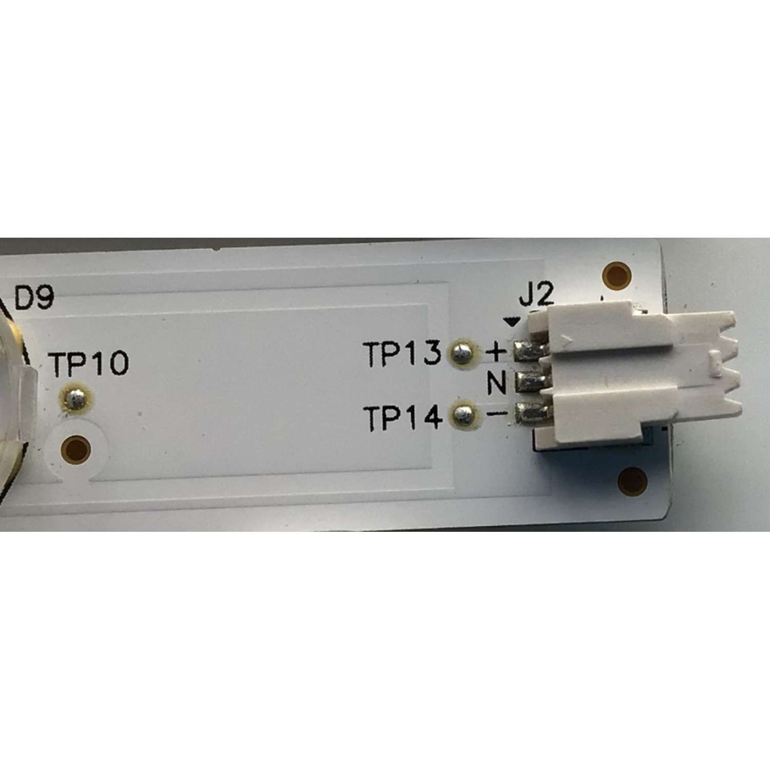 KIT DE LED'S PARA TV VIZIO (INCOMPLETO SOLO 18 PIEZAS) / NUMERO DE PARTE 0981010DCF20 / 0981010DCF22 / CS-MCPCB-150 94V-0 / 3030C_A_9S1P / AmTran_65_2019_M65-G0_10x9+10x9_3030C_B_9S1P / MODELO M657-G0 / NOTA IMPORTANTE:KIT CONSTA DE 20 PIEZAS EN TOTAL - Imagen 5